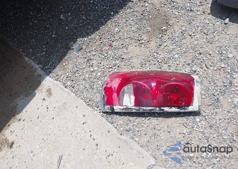 2006 Chevrolet Silverado 1500 Work Truck z USA, uszkodzony, nr VIN 3GCEC14X16G147393